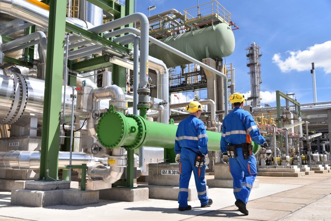 Challenges in Petrochemical Refinery
